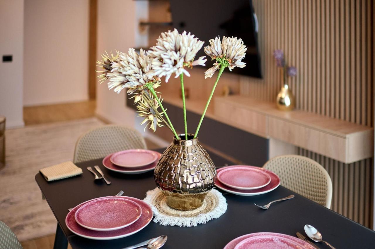 Sea La Vie Apt 240 In Infinity Beach Resort - Parking Mamaia Extérieur photo